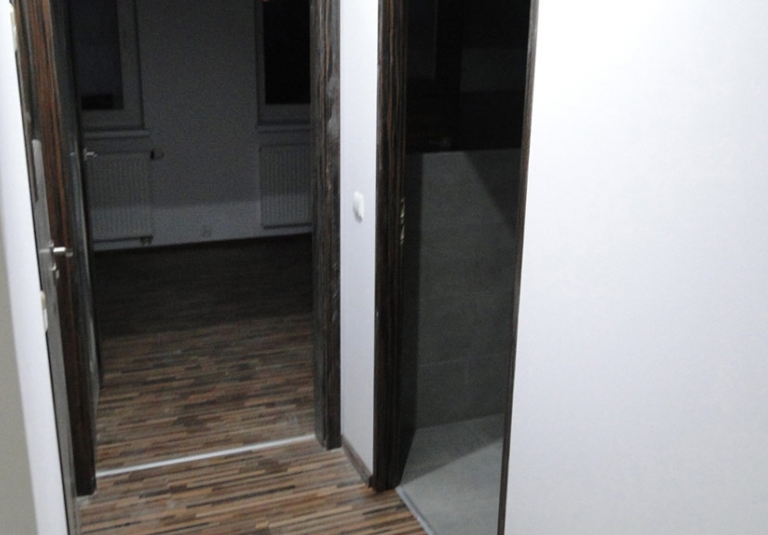 Kamienica.Pozostałe 3 mieszkania